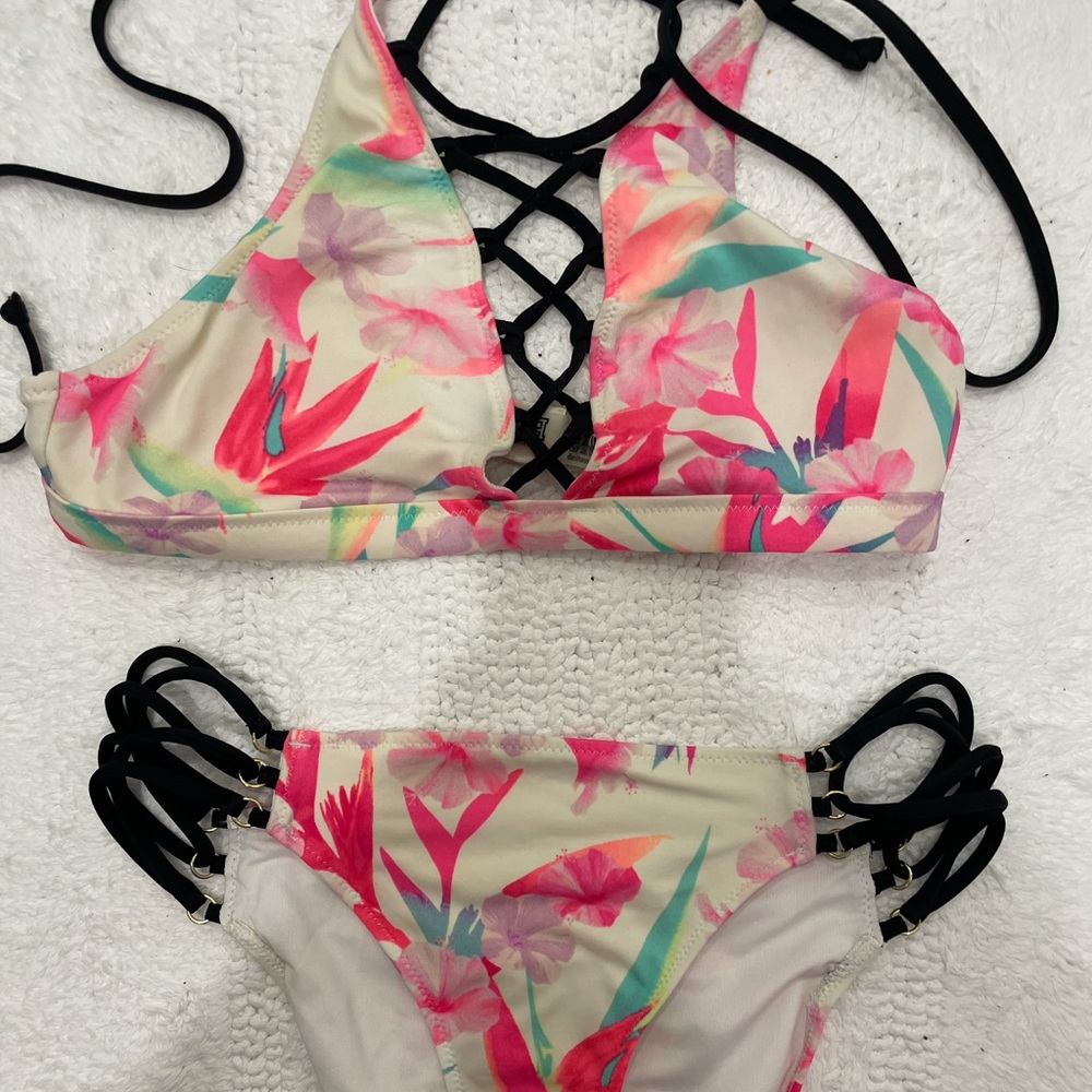 VS PINK Bikini Set